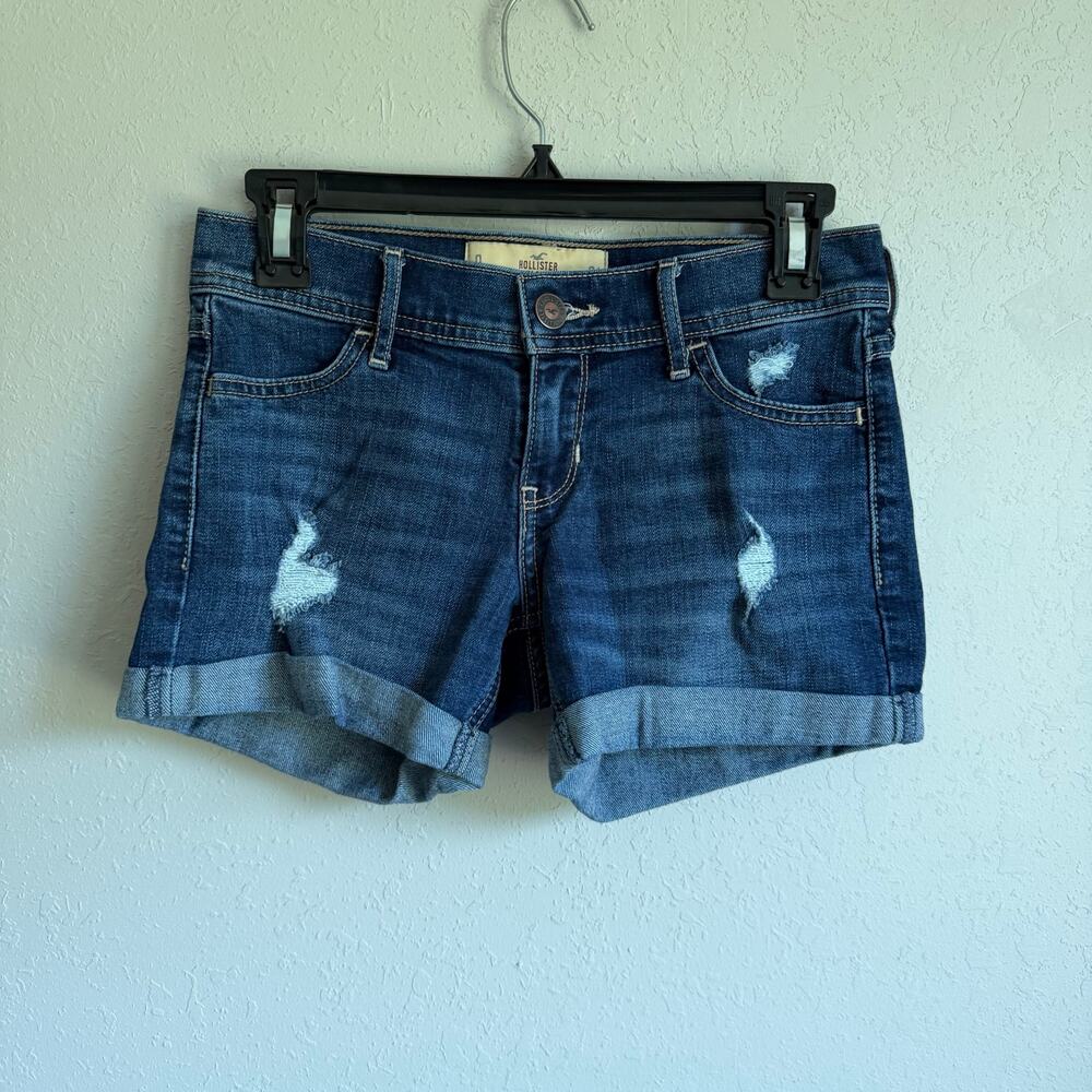 Hollister Dark Wash Blue Denim Jean Low Rise 4” Inseam Midi Shorts Womens 24